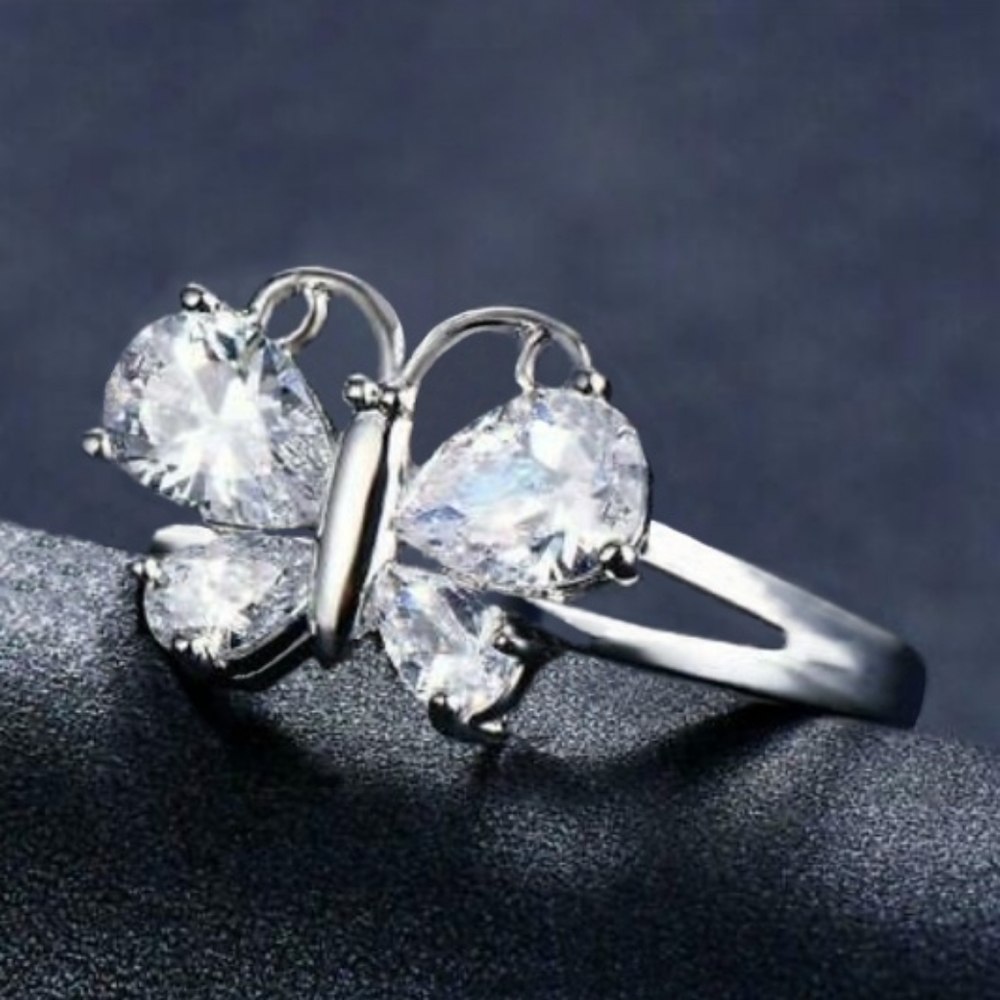 Diamond Butterfly Ring •.925 Sterling Silver Sz 6❣️60%Off ❣️